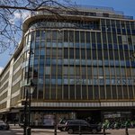 Gallery image of Peter Jones