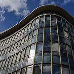 Gallery image of Peter Jones