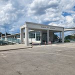 Gallery image of Colonnade Bridge