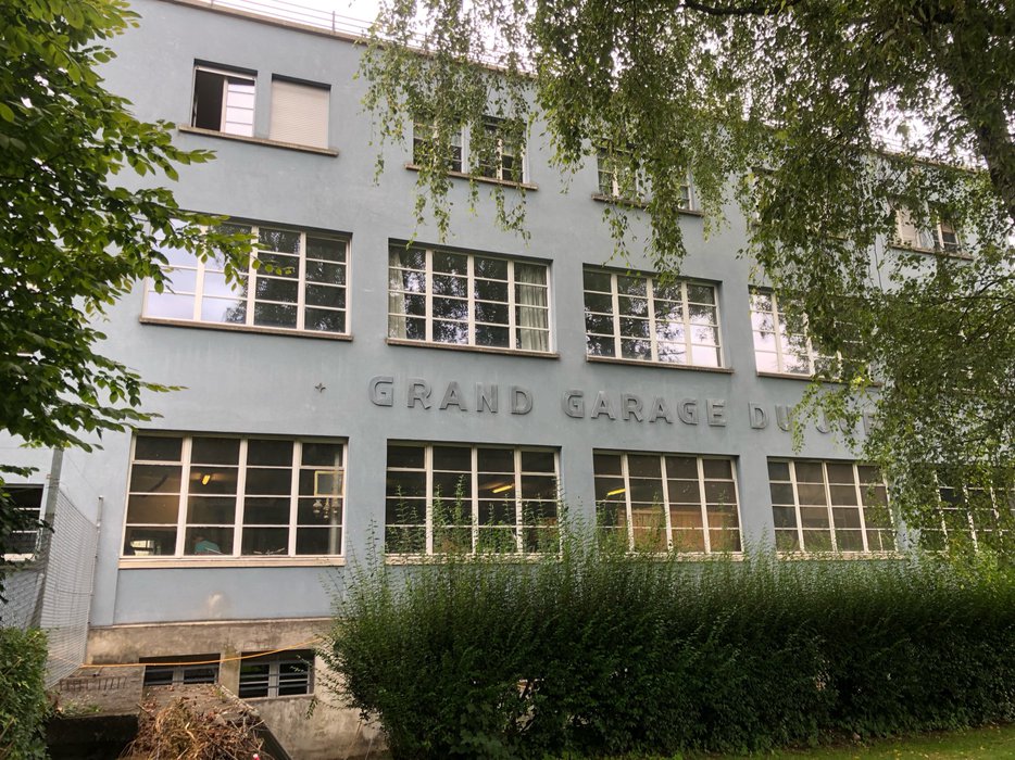Grand Garage du Jura in Biel/Bienne by Eduard Schmid